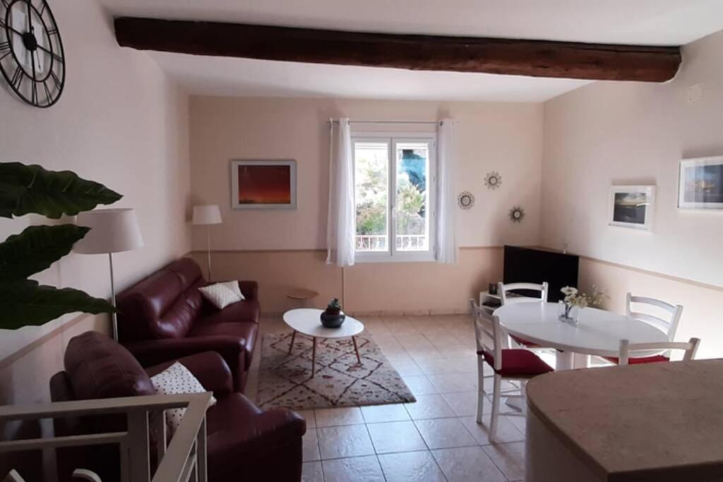 Maison De Village 60M2 Pratique Et Confortable La Palme Luaran gambar
